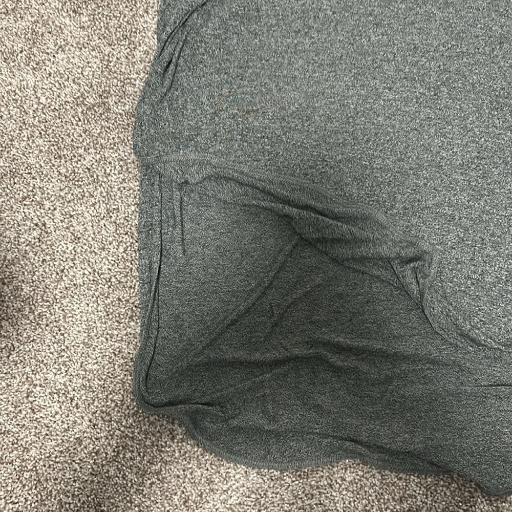 WILFRED by Aritzia Capucine split side short sleeve top *grey* - Picture 8 of 10